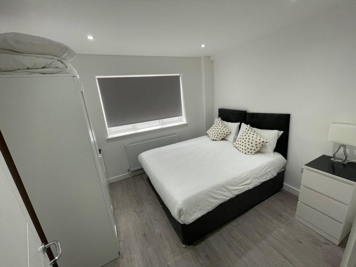 London Dagenham Apartments Екстериор снимка