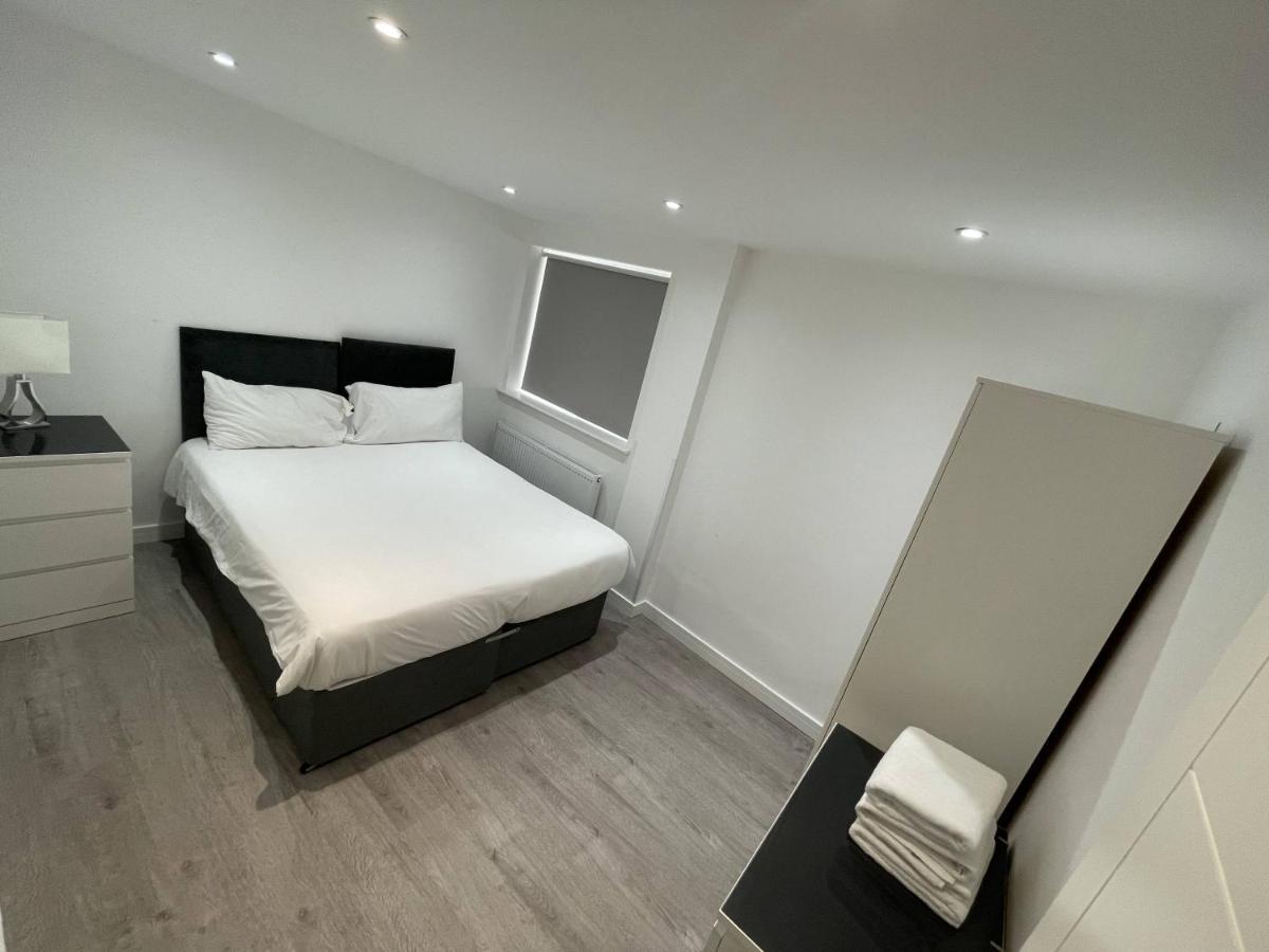 London Dagenham Apartments Екстериор снимка